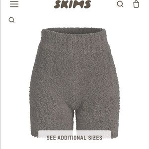 NWT Skims cozy shorts